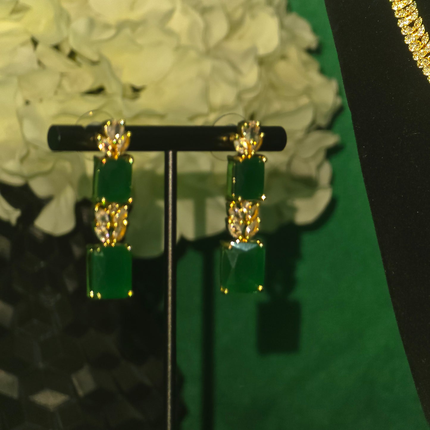 Sundar - Emerald
