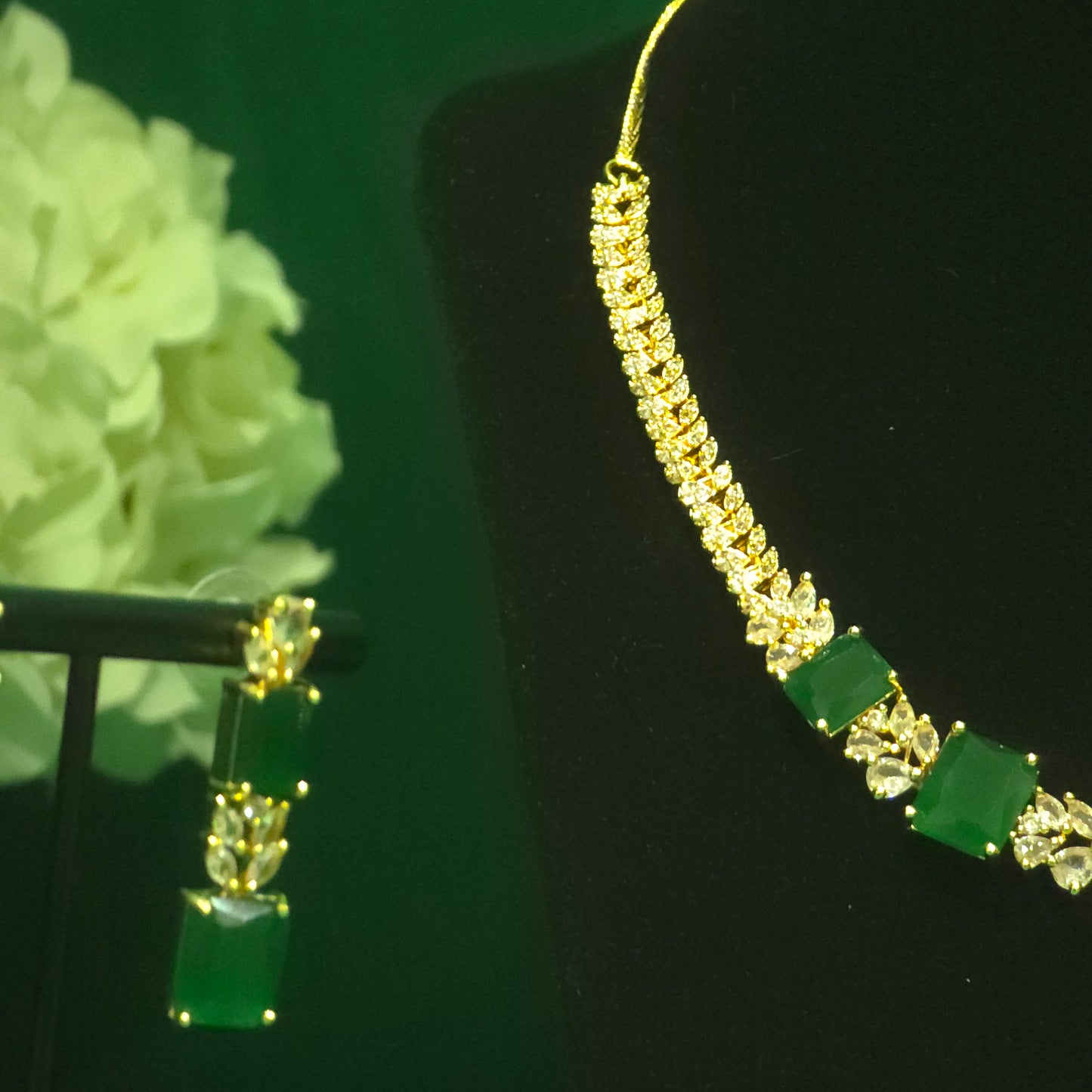 Sundar - Emerald