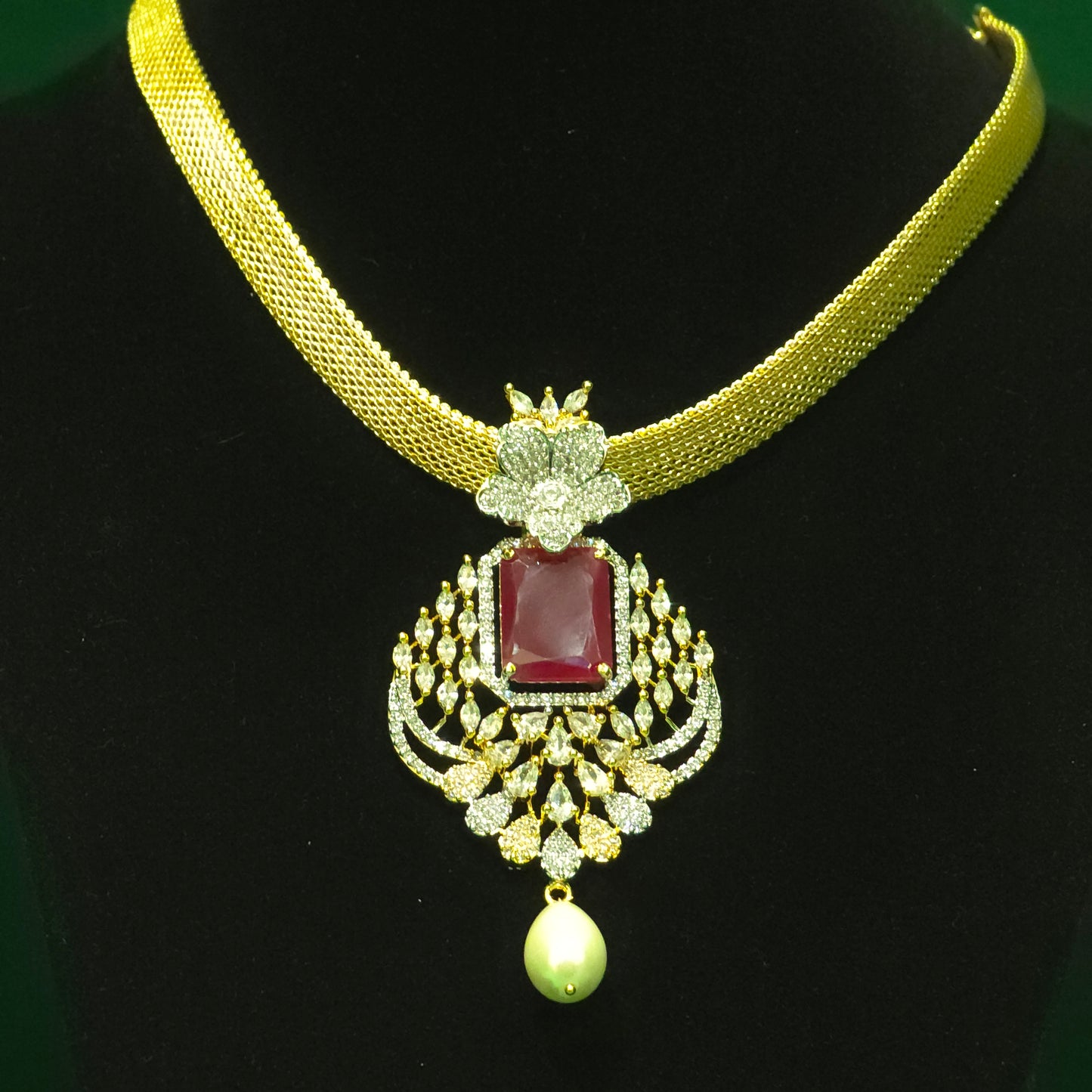 Azhagu - Ruby
