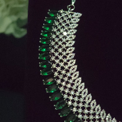 Guzel - Emerald